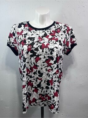Torrid Disney Minnie Mouse Short Sleeve Graphic Tee - Black & Red